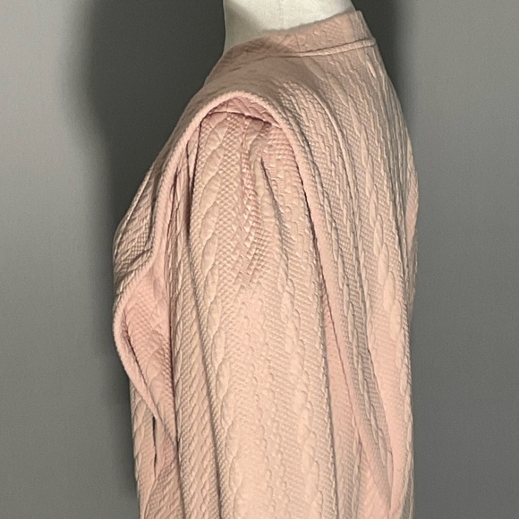 (Blank NYC) Sm Barbie Core Cable Knit Pattern With Cute Pleat Detail, Cuffs - Picture 8 of 16